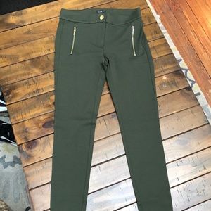 Loft Zip Pocket Leggings, size S, army green BNWOT